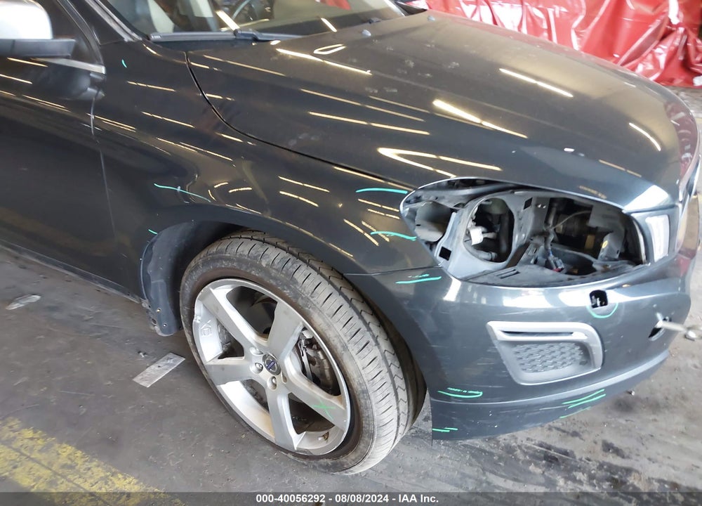 2012 VOLVO XC60 T6/T6 PLATINUM/T6 PREMIER PLUS/T6 R-DESIGN/T6 R-DESIGN PLATINUM/T6 R-DESIGN PREMIER PLUS VIN: YV4902DZ1C2322826