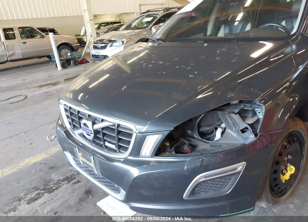 2012 VOLVO XC60 T6/T6 PLATINUM/T6 PREMIER PLUS/T6 R-DESIGN/T6 R-DESIGN PLATINUM/T6 R-DESIGN PREMIER PLUS VIN: YV4902DZ1C2322826