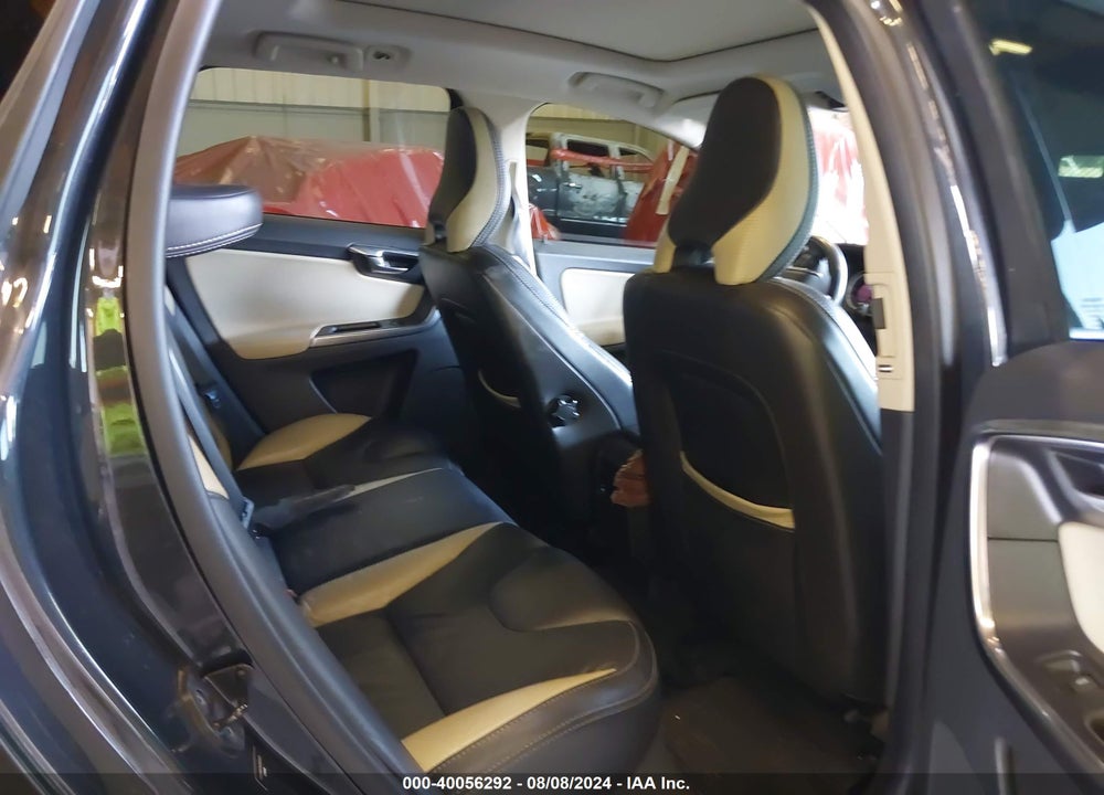 2012 VOLVO XC60 T6/T6 PLATINUM/T6 PREMIER PLUS/T6 R-DESIGN/T6 R-DESIGN PLATINUM/T6 R-DESIGN PREMIER PLUS VIN: YV4902DZ1C2322826