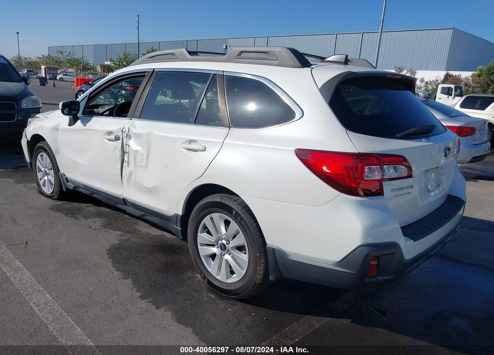 2018 SUBARU OUTBACK 2.5I PREMIUM VIN: 4S4BSACC9J3304681
