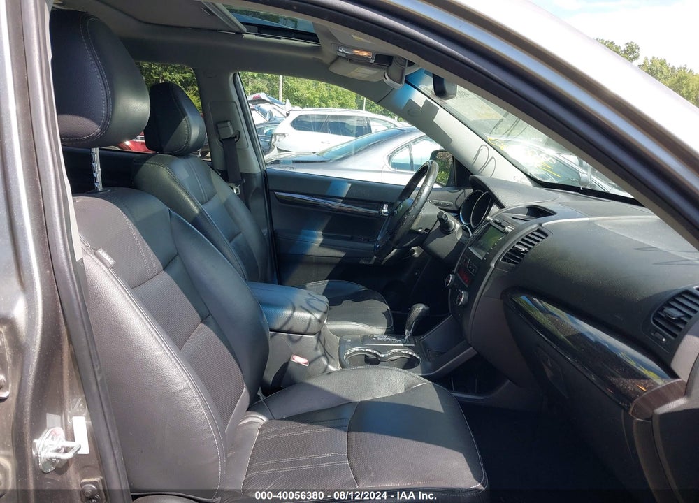2012 KIA SORENTO SX V6 VIN: 5XYKWDA24CG192990
