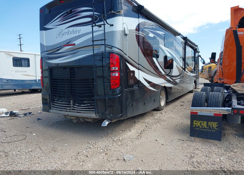 2014 FOREST RIVER BERKSHIRE VIN: 4UZAB2DT7ECFX5439
