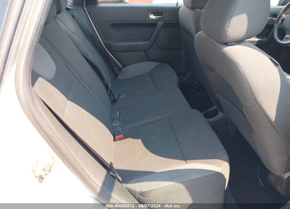 2009 FORD FOCUS SES VIN: 1FAHP36N89W188530