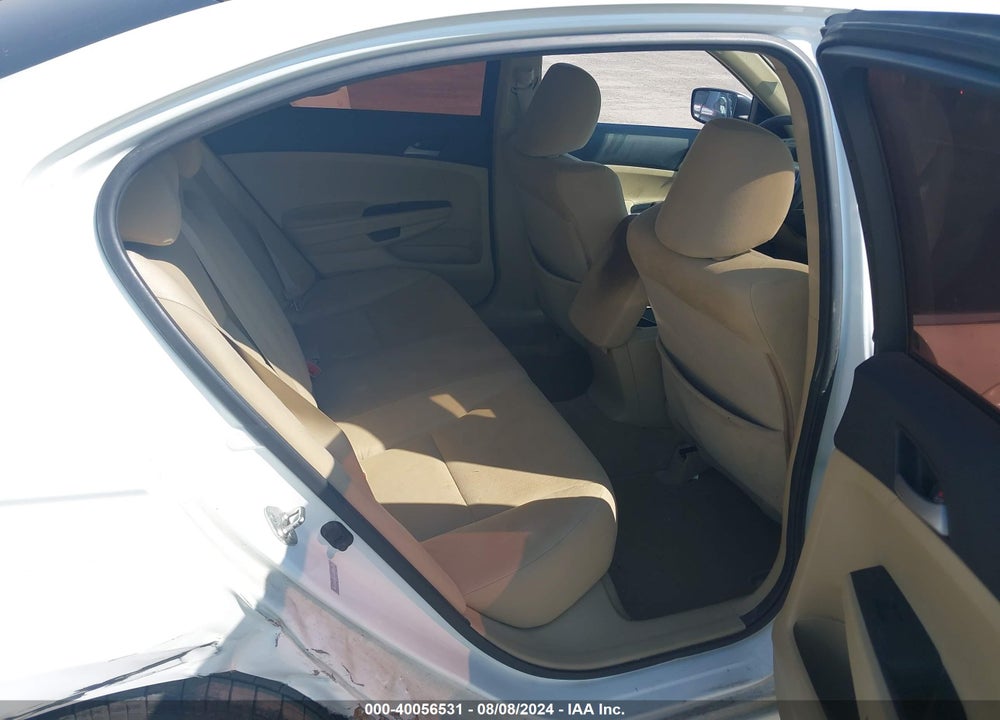 2011 HONDA ACCORD 2.4 LX VIN: 1HGCP2F30BA015005