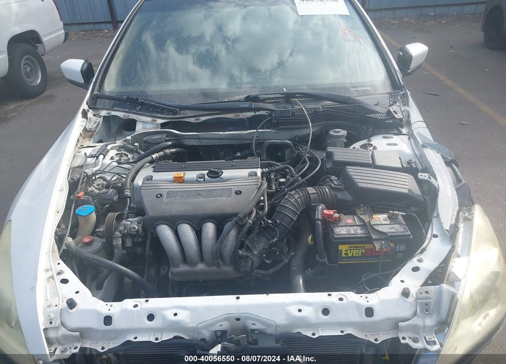 2004 HONDA ACCORD 2.4 LX VIN: JHMCM56334C004921