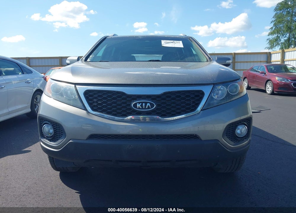 2012 KIA SORENTO LX VIN: 5XYKTCA63CG252666