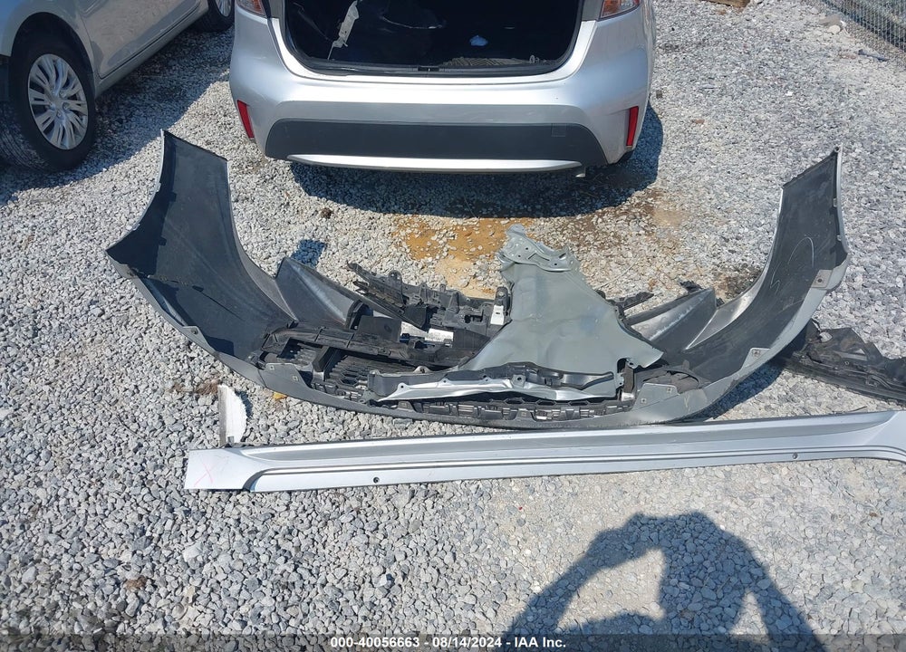 2022 TOYOTA COROLLA LE VIN: JTDEPMAE7NJ199715