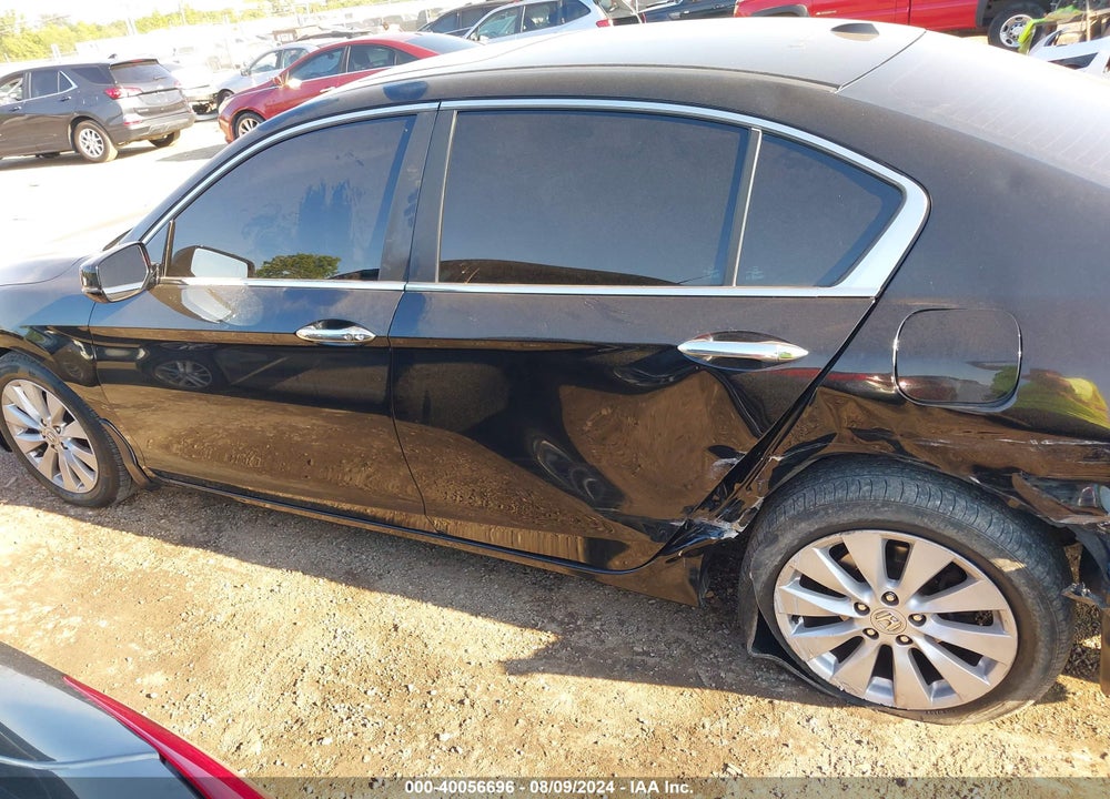 2015 HONDA ACCORD EX-L V-6 VIN: 1HGCR3F86FA004592