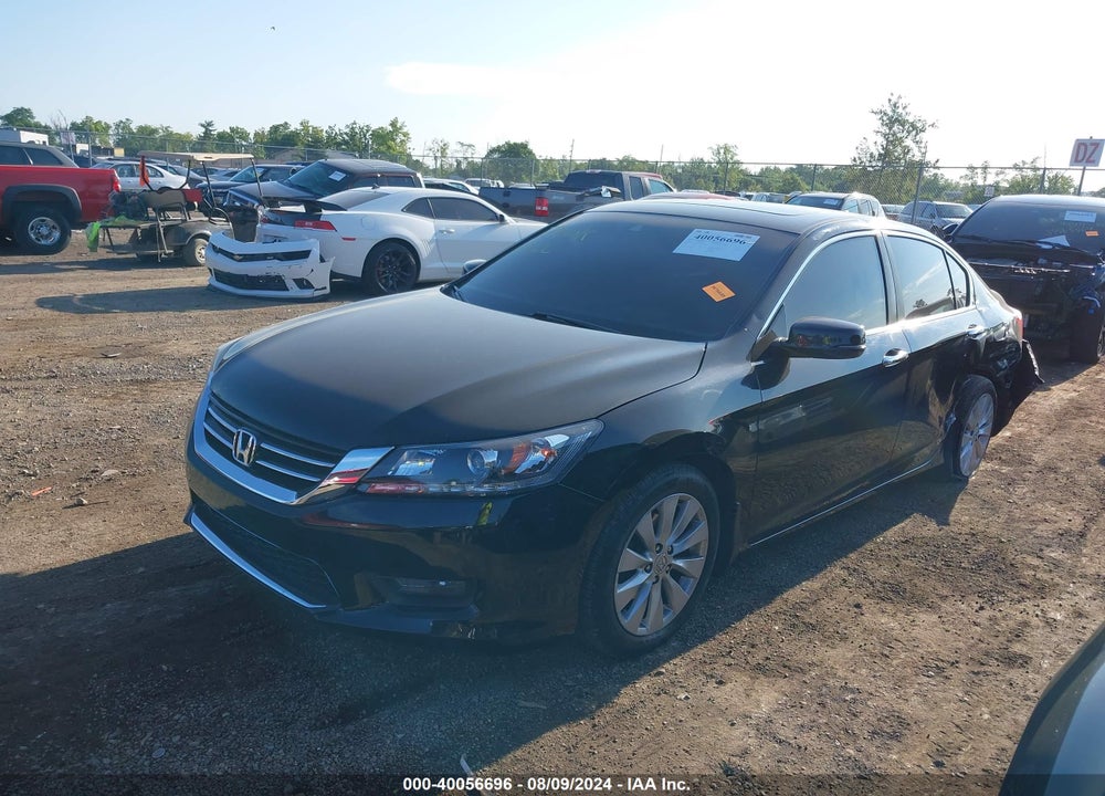 2015 HONDA ACCORD EX-L V-6 VIN: 1HGCR3F86FA004592