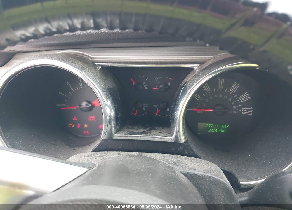 2005 FORD MUSTANG V6 DELUXE/V6 PREMIUM VIN: 1ZVFT80N555198769