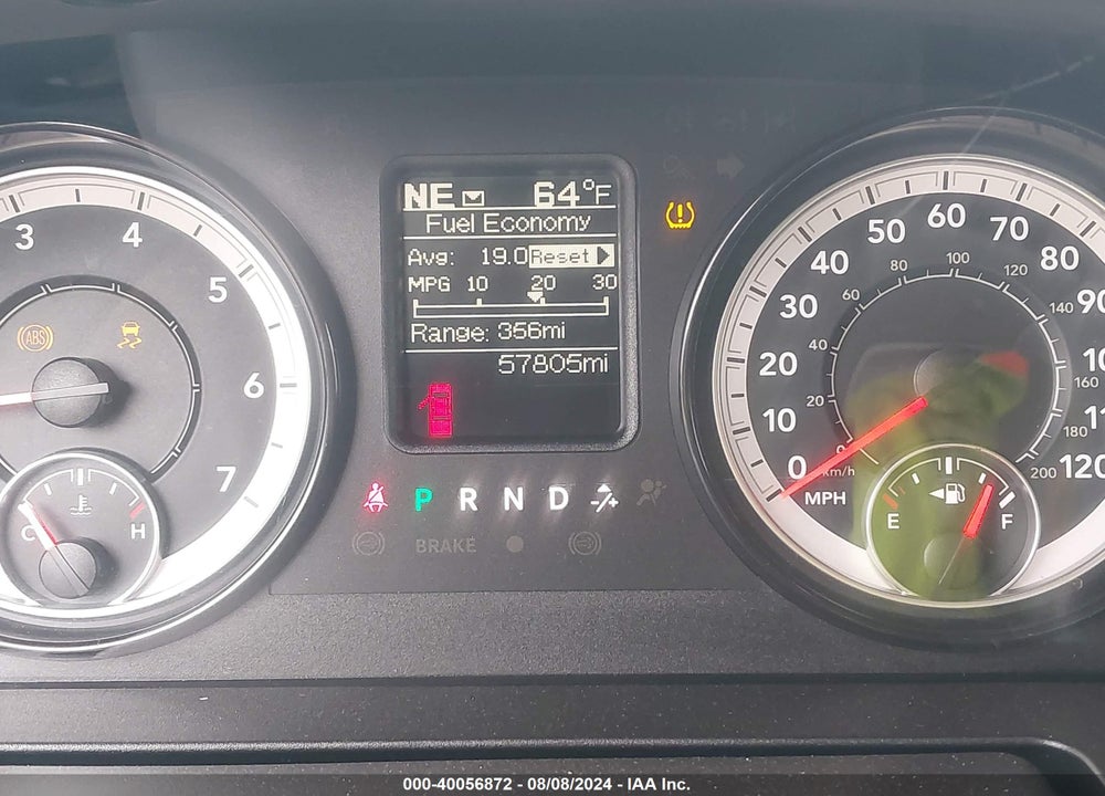 2022 RAM 1500 CLASSIC SLT 4X2 5'7 BOX VIN: 1C6RR6LG8NS169680