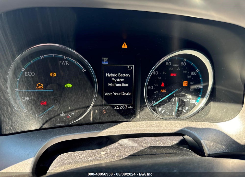 2018 TOYOTA RAV4 HYBRID LE VIN: JTMRJREV8JD230084