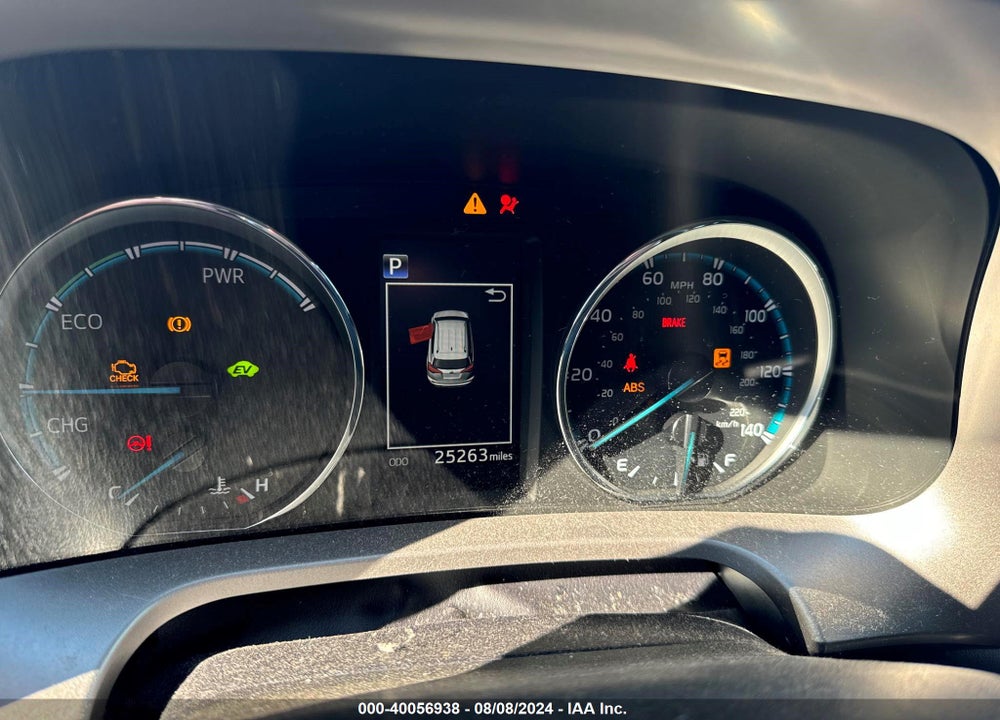 2018 TOYOTA RAV4 HYBRID LE VIN: JTMRJREV8JD230084