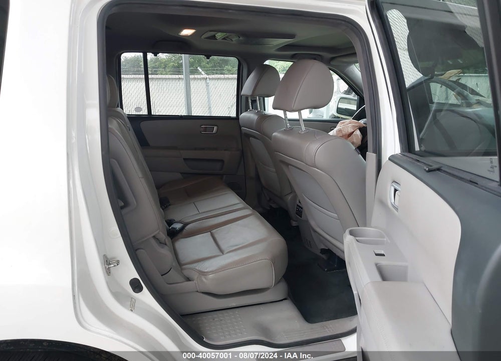 2014 HONDA PILOT TOURING VIN: 5FNYF4H98EB013275