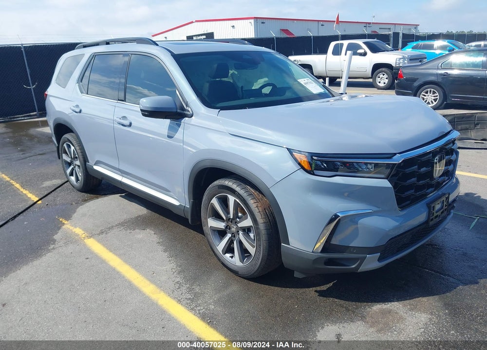 2025 HONDA PILOT 2WD TOURING VIN: 5FNYG2H79SB008968