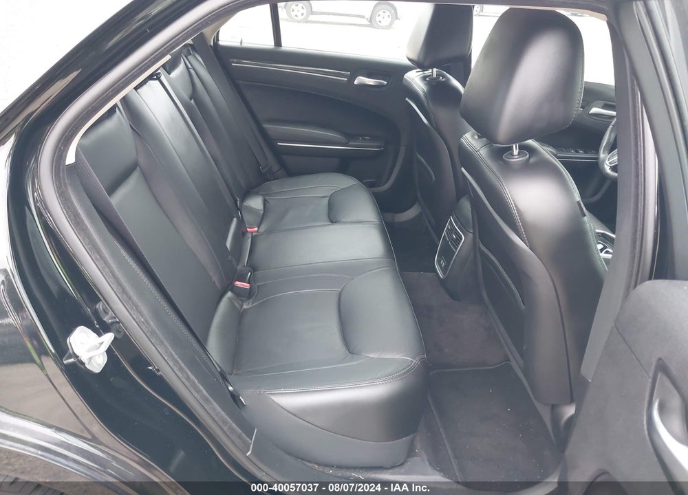 2017 CHRYSLER 300 LIMITED VIN: 2C3CCAAG4HH506447