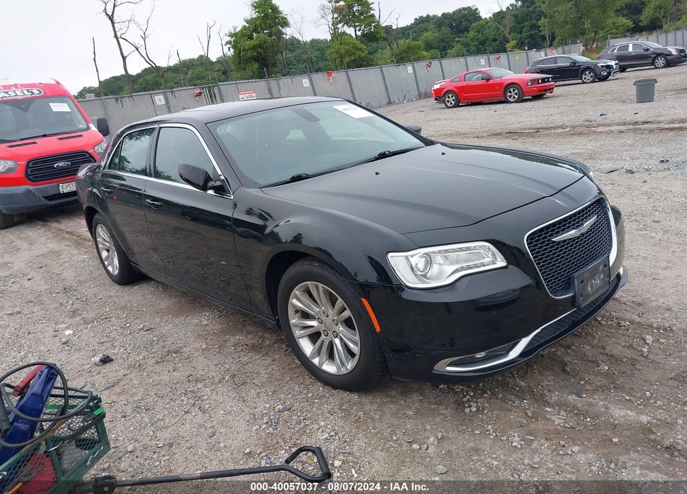 2017 CHRYSLER 300 LIMITED VIN: 2C3CCAAG4HH506447
