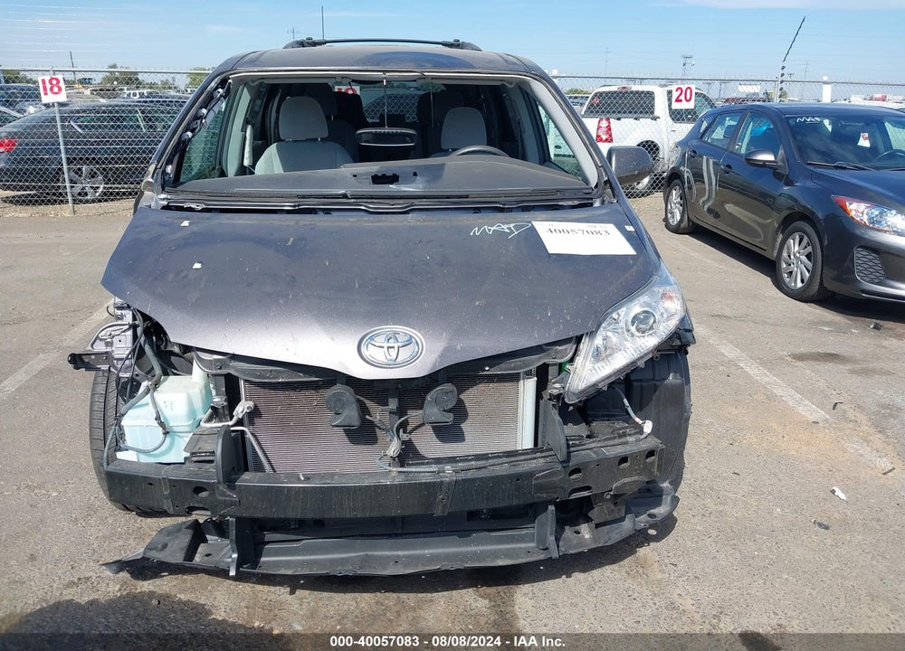 2015 TOYOTA SIENNA LE 8 PASSENGER VIN: 5TDKK3DC4FS638833
