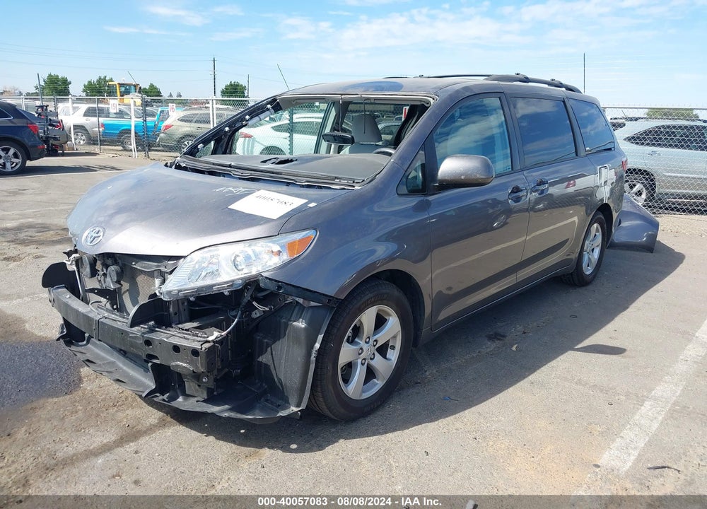 2015 TOYOTA SIENNA LE 8 PASSENGER VIN: 5TDKK3DC4FS638833
