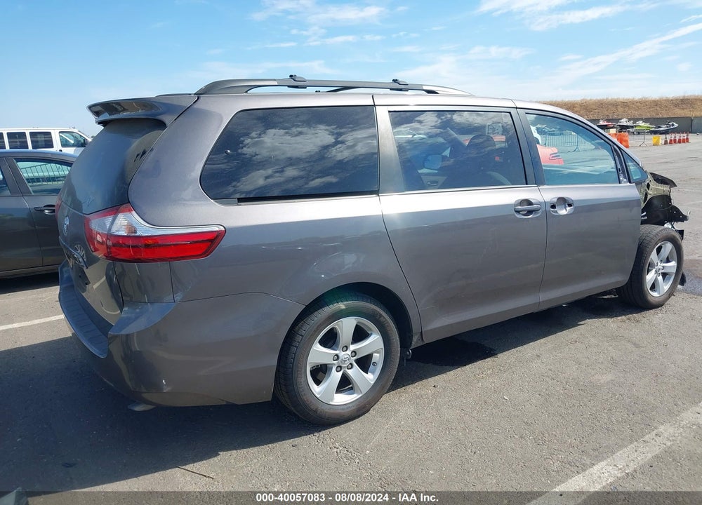 2015 TOYOTA SIENNA LE 8 PASSENGER VIN: 5TDKK3DC4FS638833