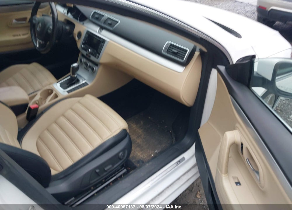 2014 VOLKSWAGEN CC VIN: WVWBP7AN1EE531239