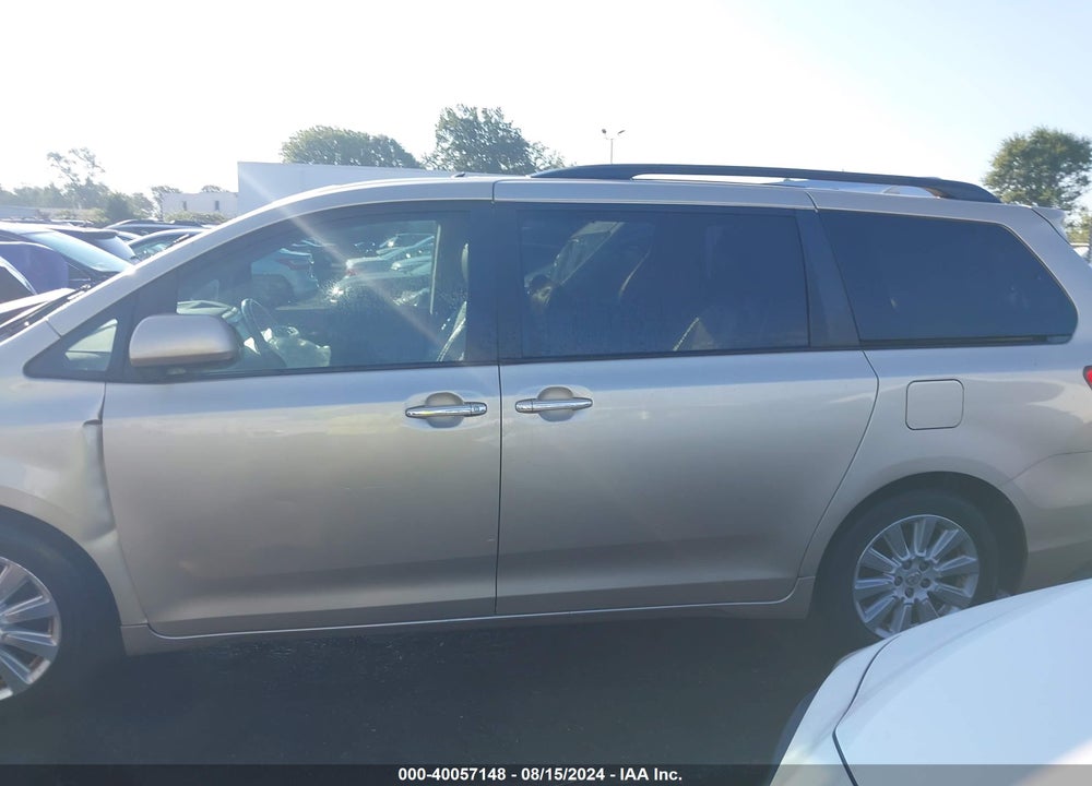 2012 TOYOTA SIENNA LIMITED V6 7 PASSENGER VIN: 5TDYK3DC8CS270369