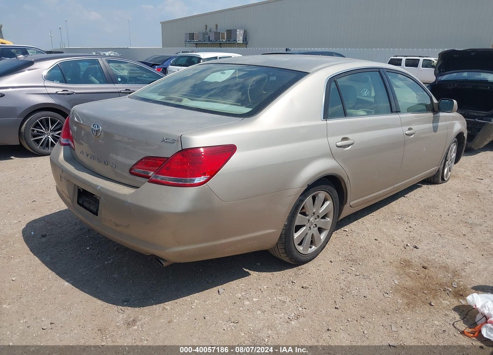 2005 TOYOTA AVALON XLS VIN: 4T1BK36B35U041800