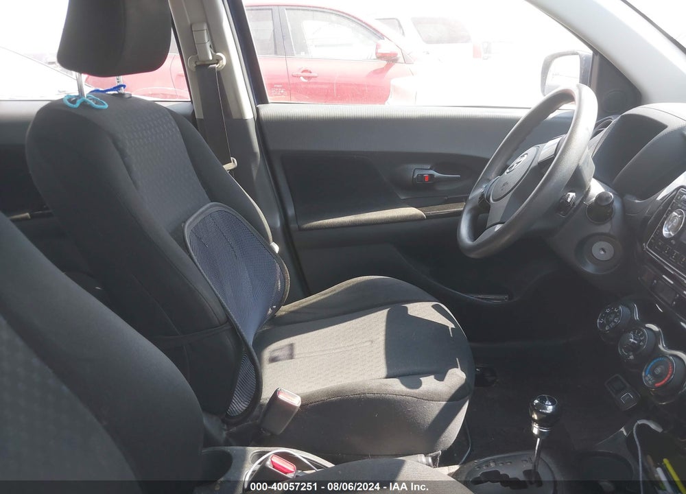 2008 SCION XD VIN: JTKKU10458J007370