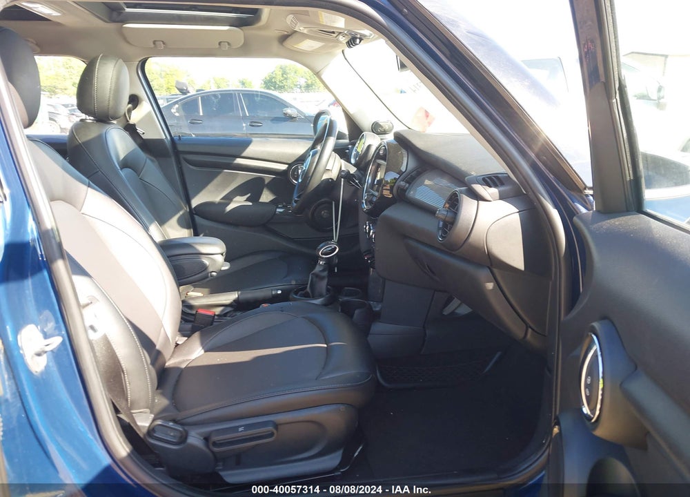 2017 MINI HARDTOP COOPER VIN: WMWXU1C32H2F78938
