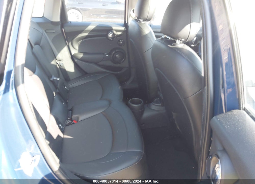 2017 MINI HARDTOP COOPER VIN: WMWXU1C32H2F78938
