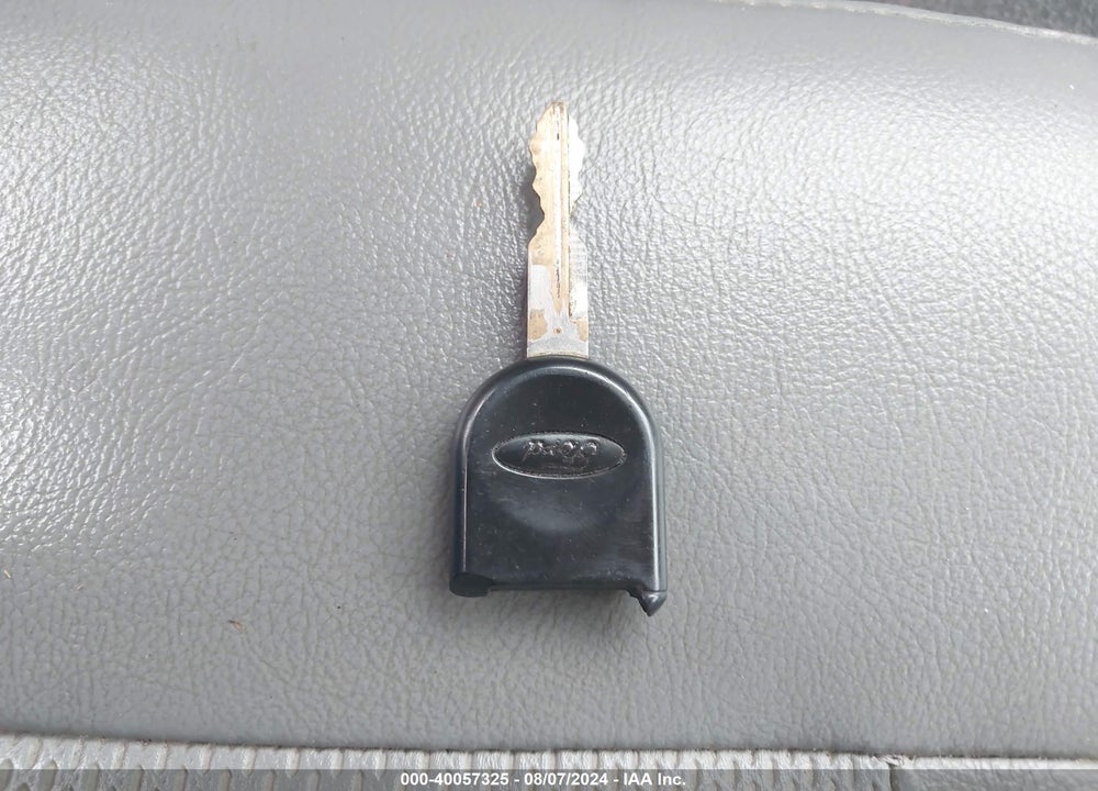2007 FORD F-150 STX/XL/XLT VIN: 1FTRX12W87KC16784