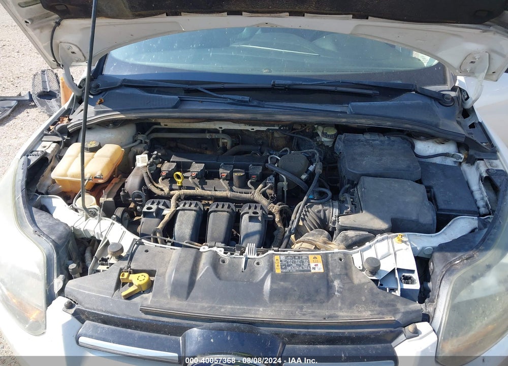2014 FORD FOCUS TITANIUM VIN: 1FADP3J25EL439950