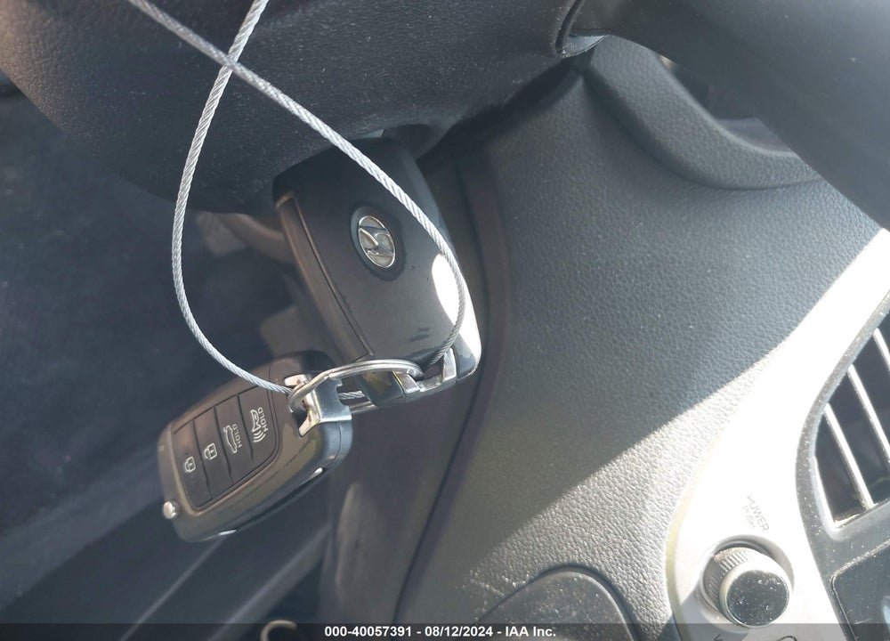 2019 HYUNDAI ACCENT SE VIN: 3KPC24A3XKE055198