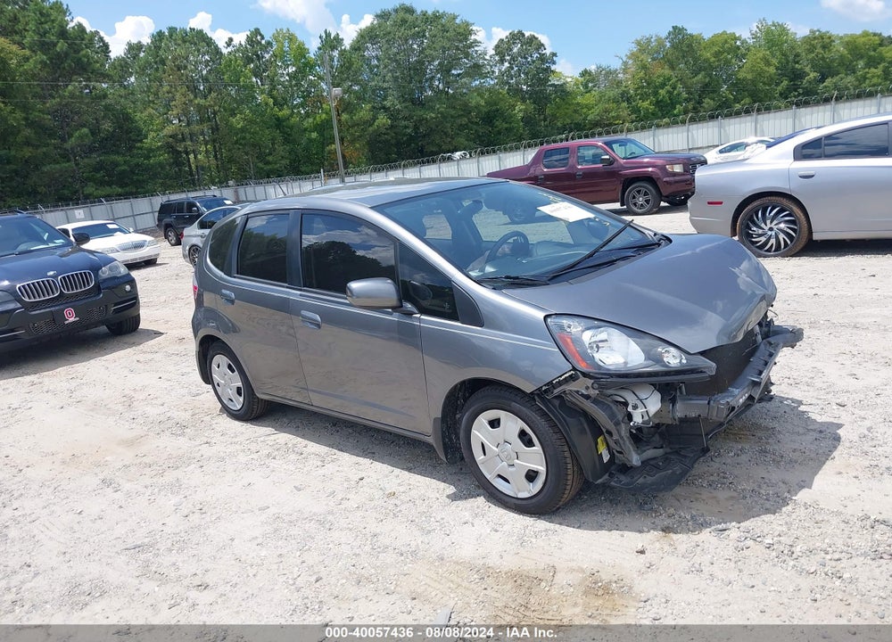 2013 HONDA FIT VIN: JHMGE8H31DC075774