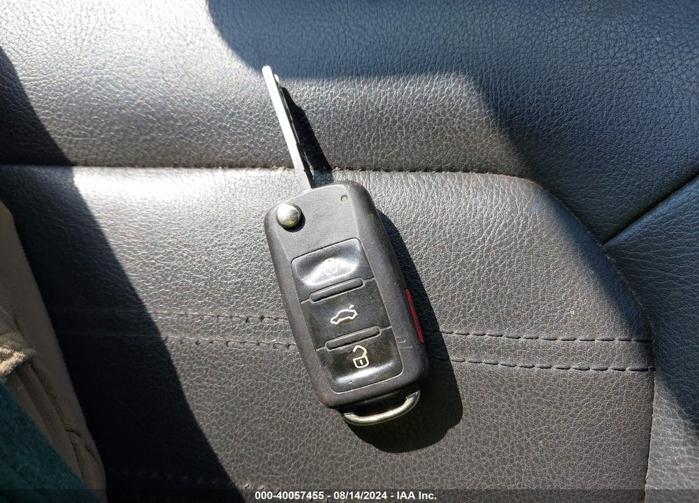 2014 VOLKSWAGEN JETTA VIN: 3VW4S7AJ2EM259974