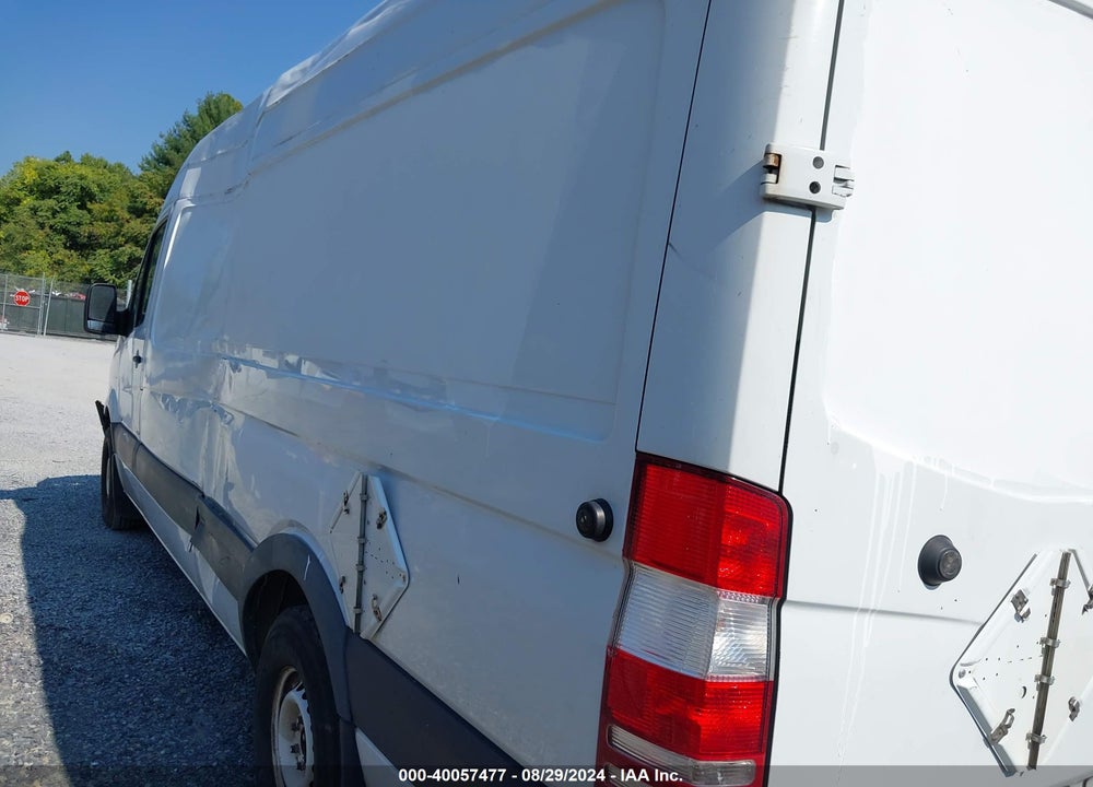 2011 MERCEDES-BENZ SPRINTER S HIGH ROOF VIN: WD3PE8CB4B5604257