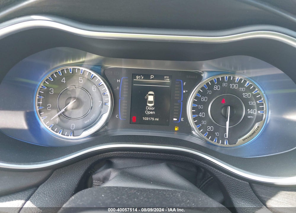 2017 CHRYSLER 200 LIMITED PLATINUM VIN: 1C3CCCAB2HN511945