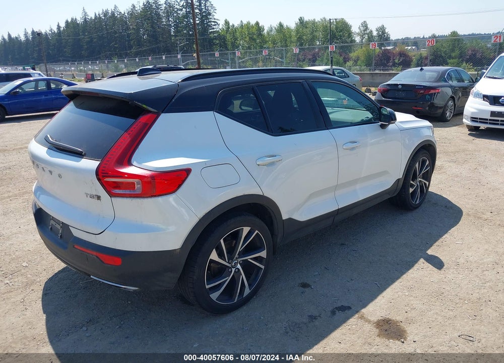2019 VOLVO XC40 T5 MOMENTUM/T5 R-DESIGN VIN: YV4162XZ4K2018900