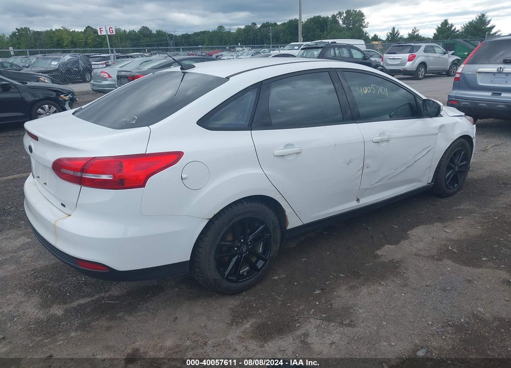 2017 FORD FOCUS SE VIN: 1FADP3F27HL345288