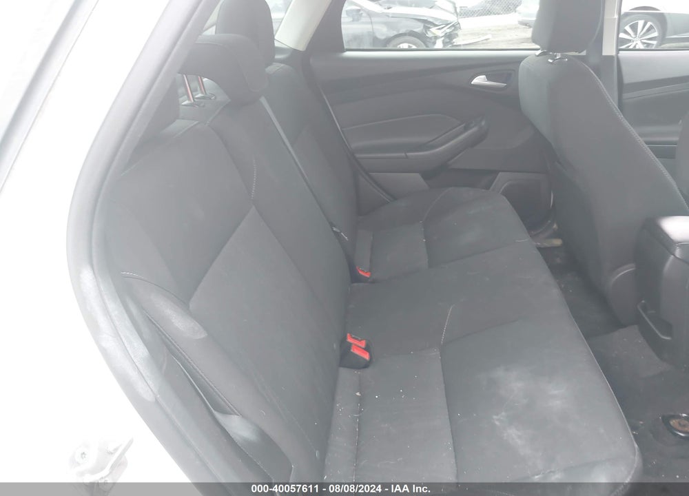 2017 FORD FOCUS SE VIN: 1FADP3F27HL345288