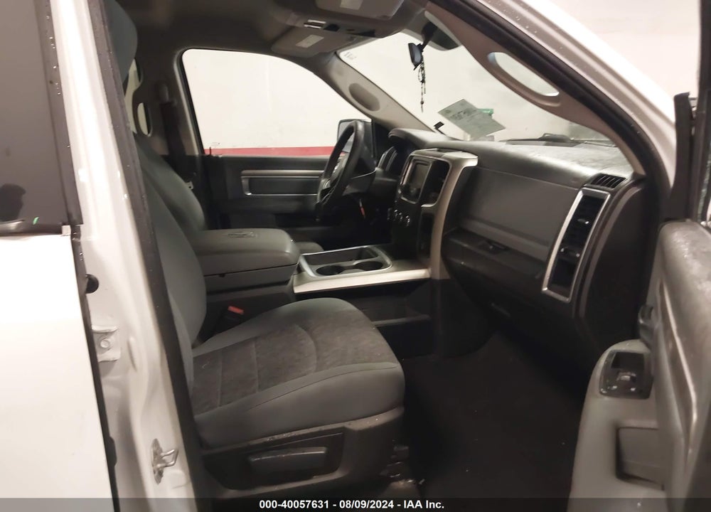 2019 RAM 1500 CLASSIC SLT 4X4 5'7 BOX VIN: 3C6RR7LG6KG670088