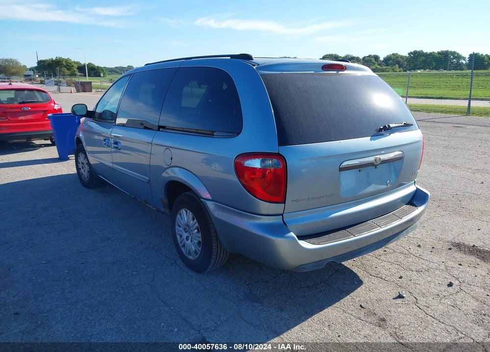 2005 CHRYSLER TOWN & COUNTRY LX VIN: 2C4GP44R95R519197