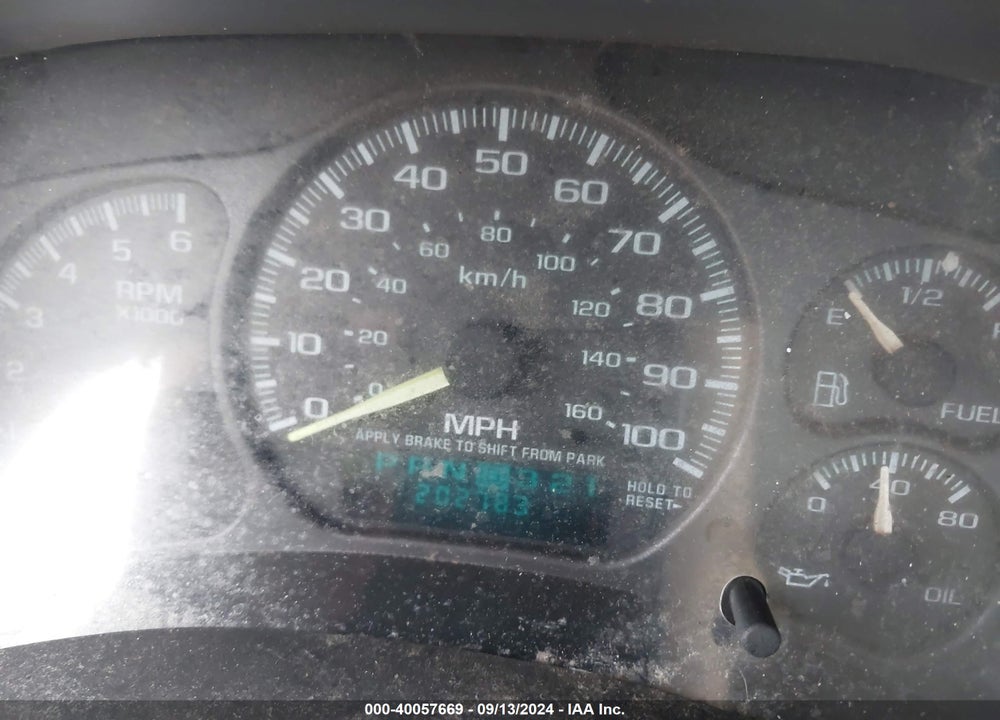 2001 CHEVROLET SILVERADO 1500 VIN: 2GCEC19V711154714