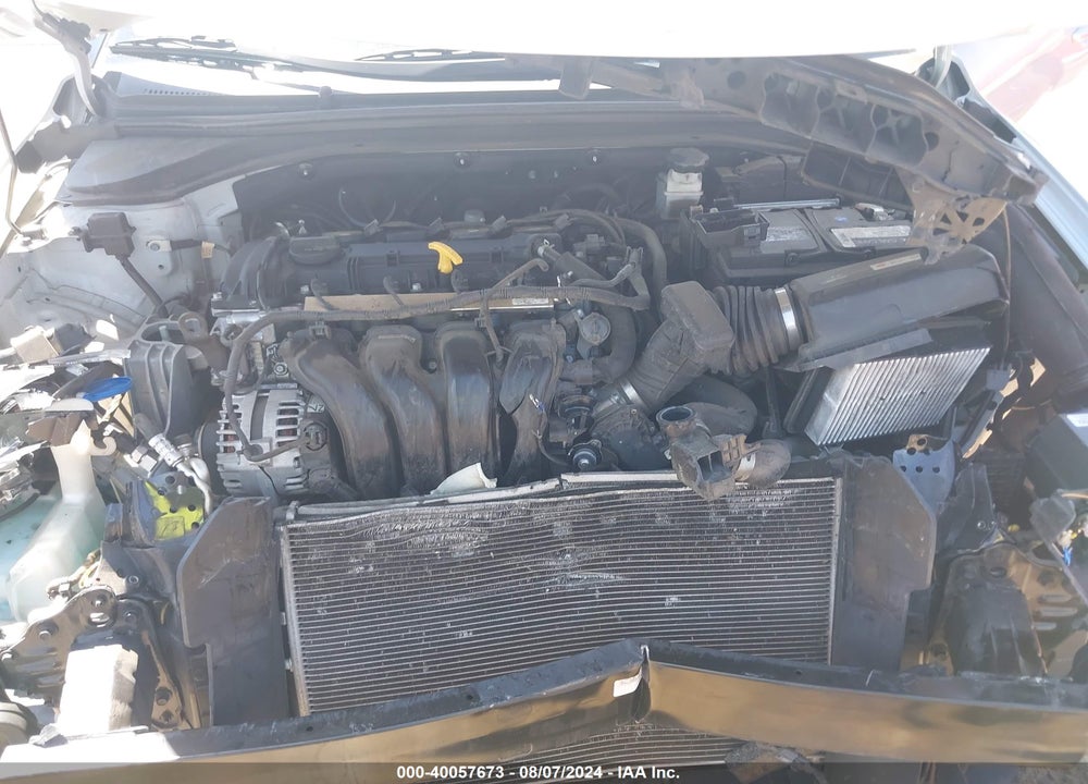 2018 HYUNDAI ELANTRA SE VIN: KMHD74LF2JU609438