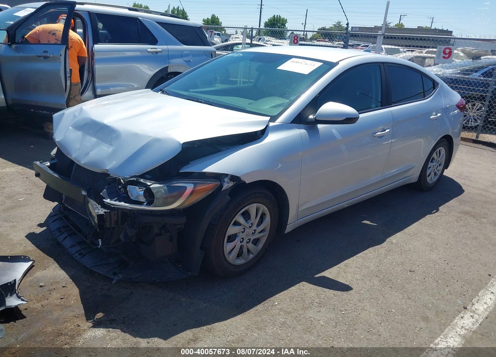 2018 HYUNDAI ELANTRA SE VIN: KMHD74LF2JU609438