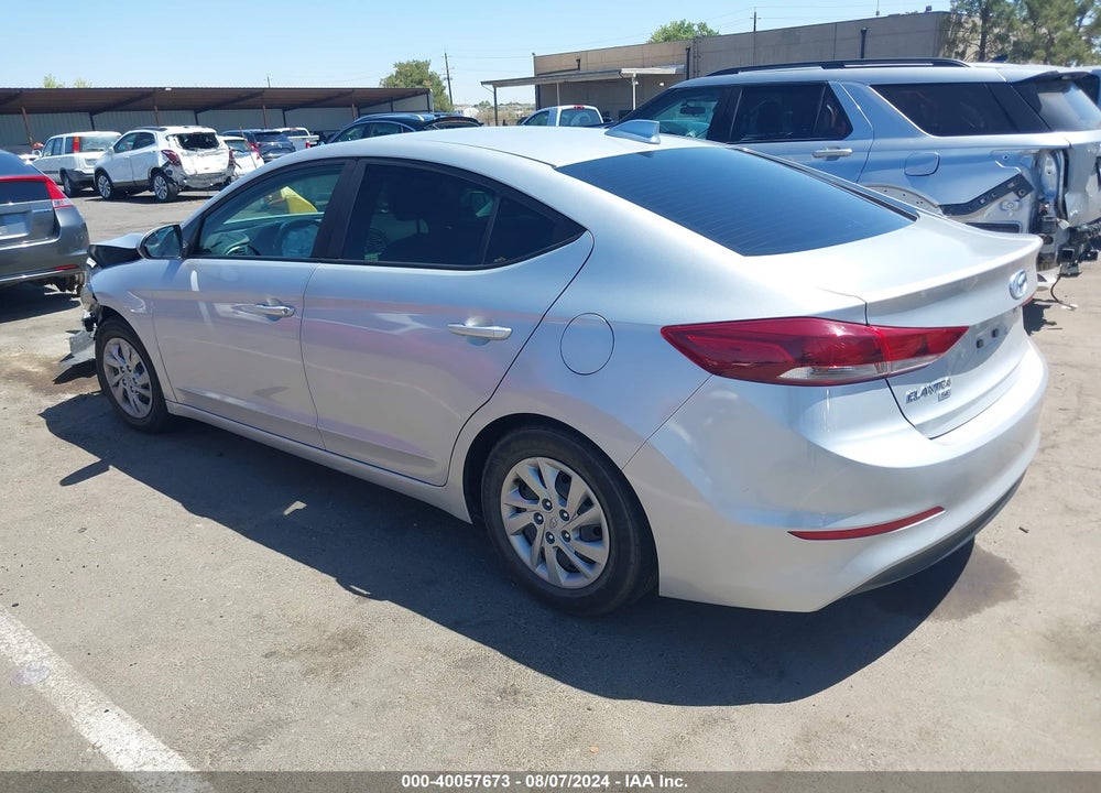 2018 HYUNDAI ELANTRA SE VIN: KMHD74LF2JU609438
