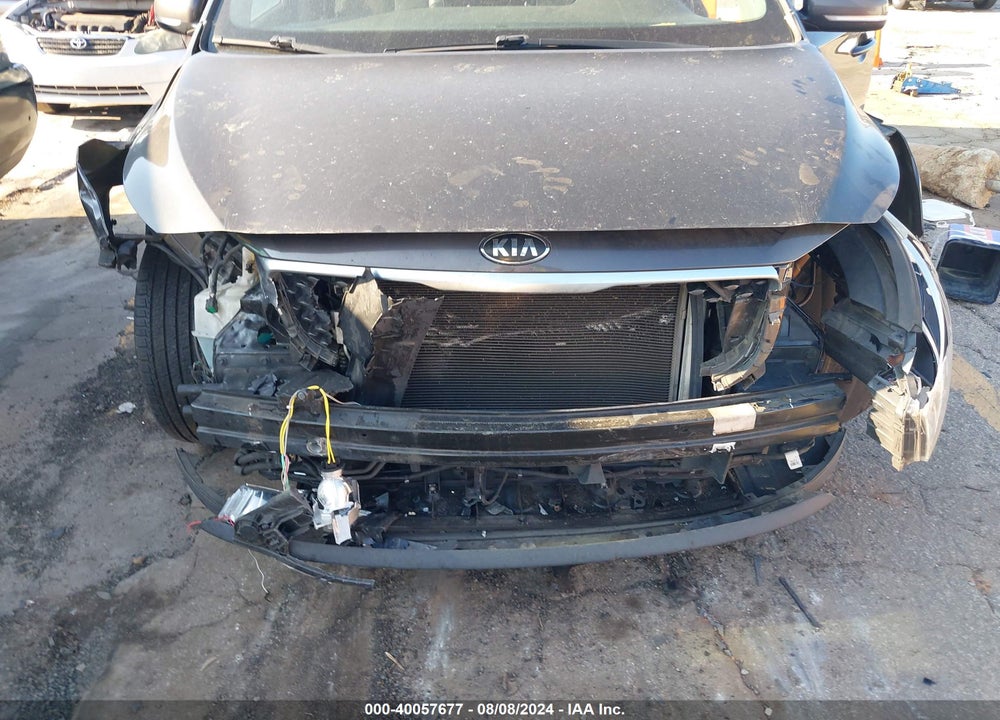 2016 KIA SEDONA VIN: KNDMB5C15G6211957