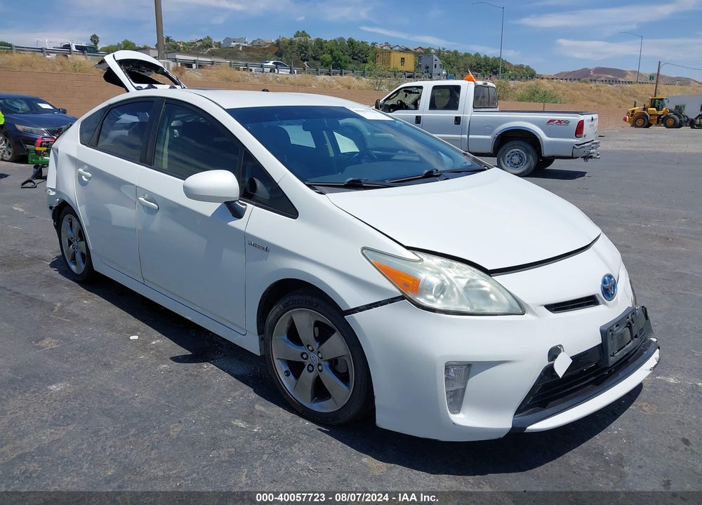 2013 TOYOTA PRIUS THREE SE VIN: JTDKN3DU8D1662854