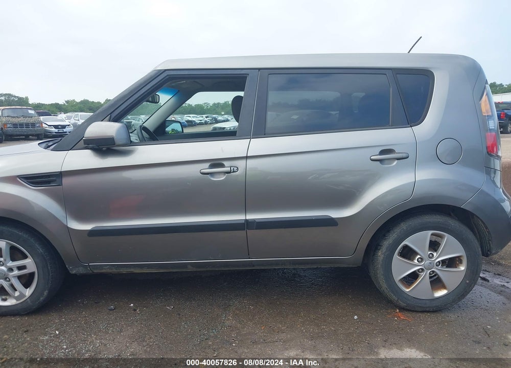 2011 KIA SOUL VIN: KNDJT2A21B7216232