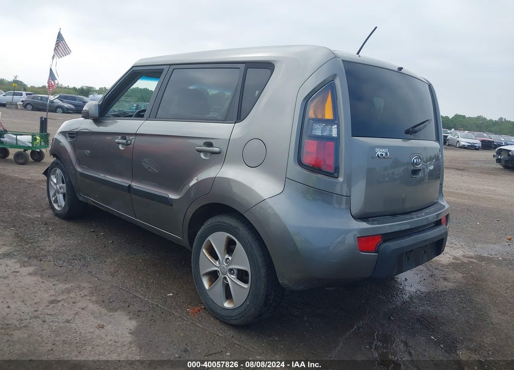 2011 KIA SOUL VIN: KNDJT2A21B7216232